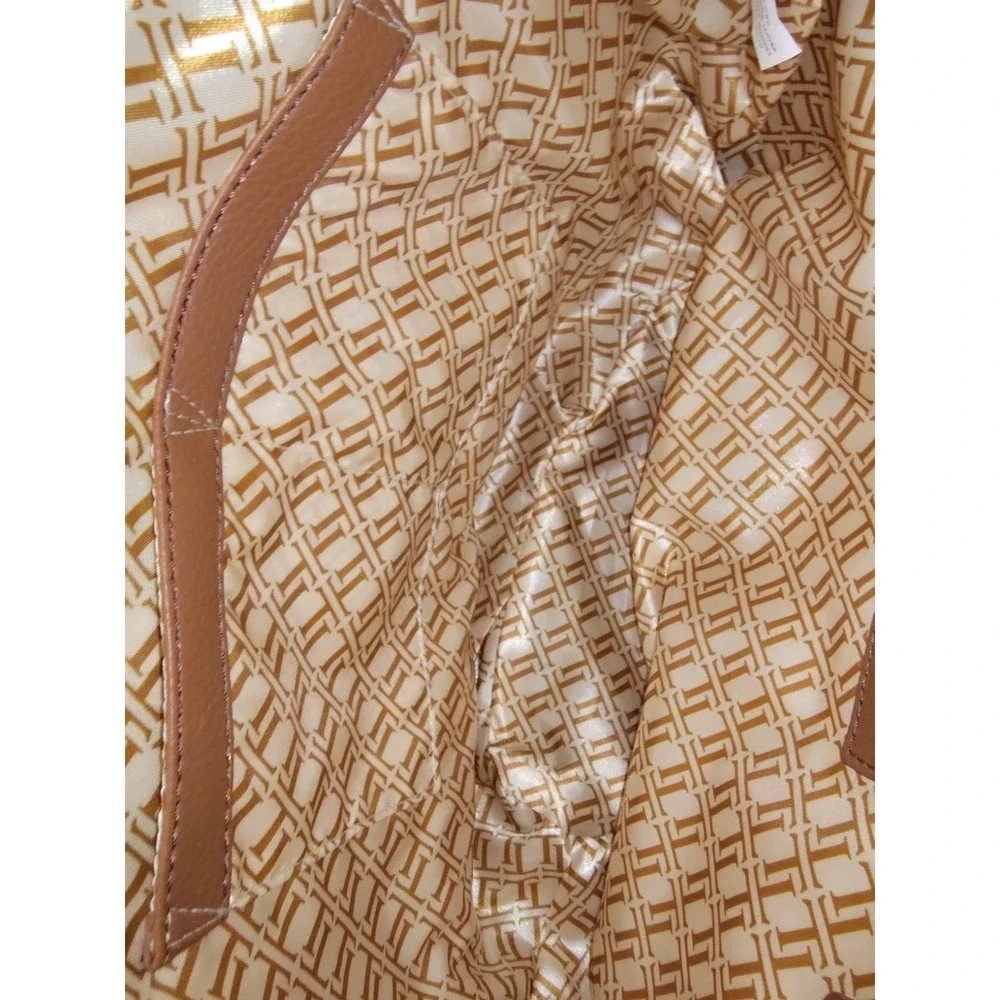 Tignanello‎ Women's Cream & Brown Leather Hobo Bag